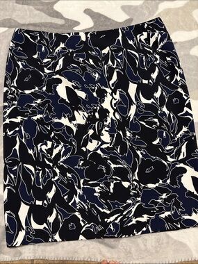 Kasper Black, White, and Blue All Over Print Business Skirt Size 14